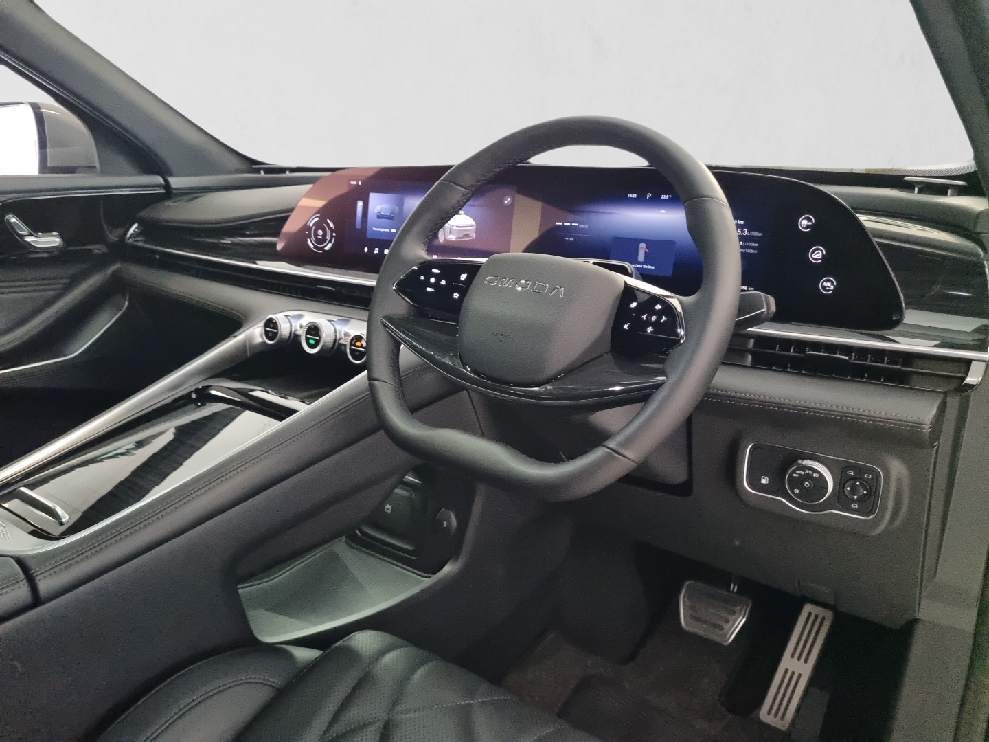 2025 OMODA C9 C9 1.5T AWD PHEV interior image 1 of 8