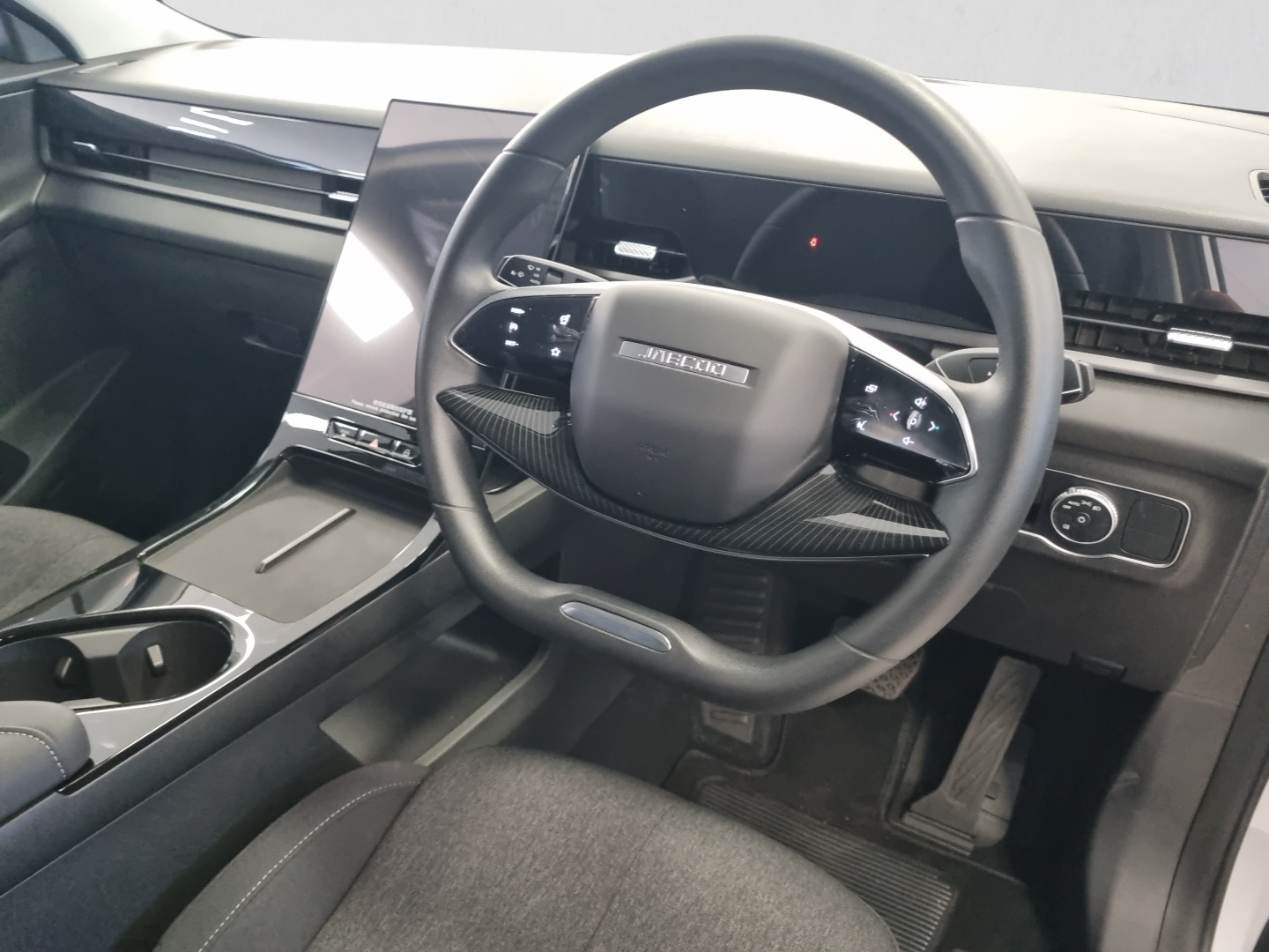 2026 JAECOO J5 J5 1.5T VORTEX interior image 1 of 7