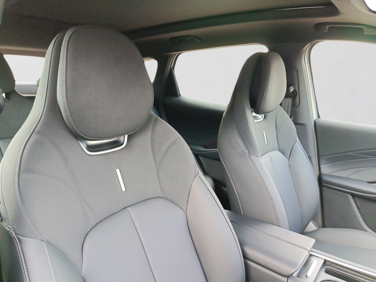2026 OMODA OMODA C7 C7 1.6T LUXURY interior image 1 of 7