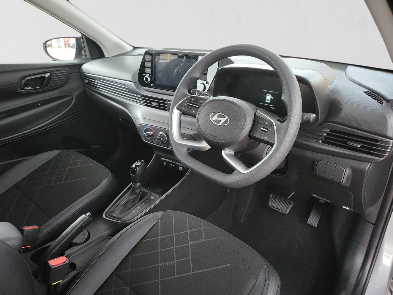 2026 HYUNDAI i20 i20 1.4 EXECUTIVE A/T interior image 1 of 7