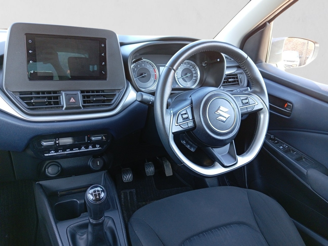 2024 SUZUKI BALENO BALENO 1.5 GL interior image 1 of 6