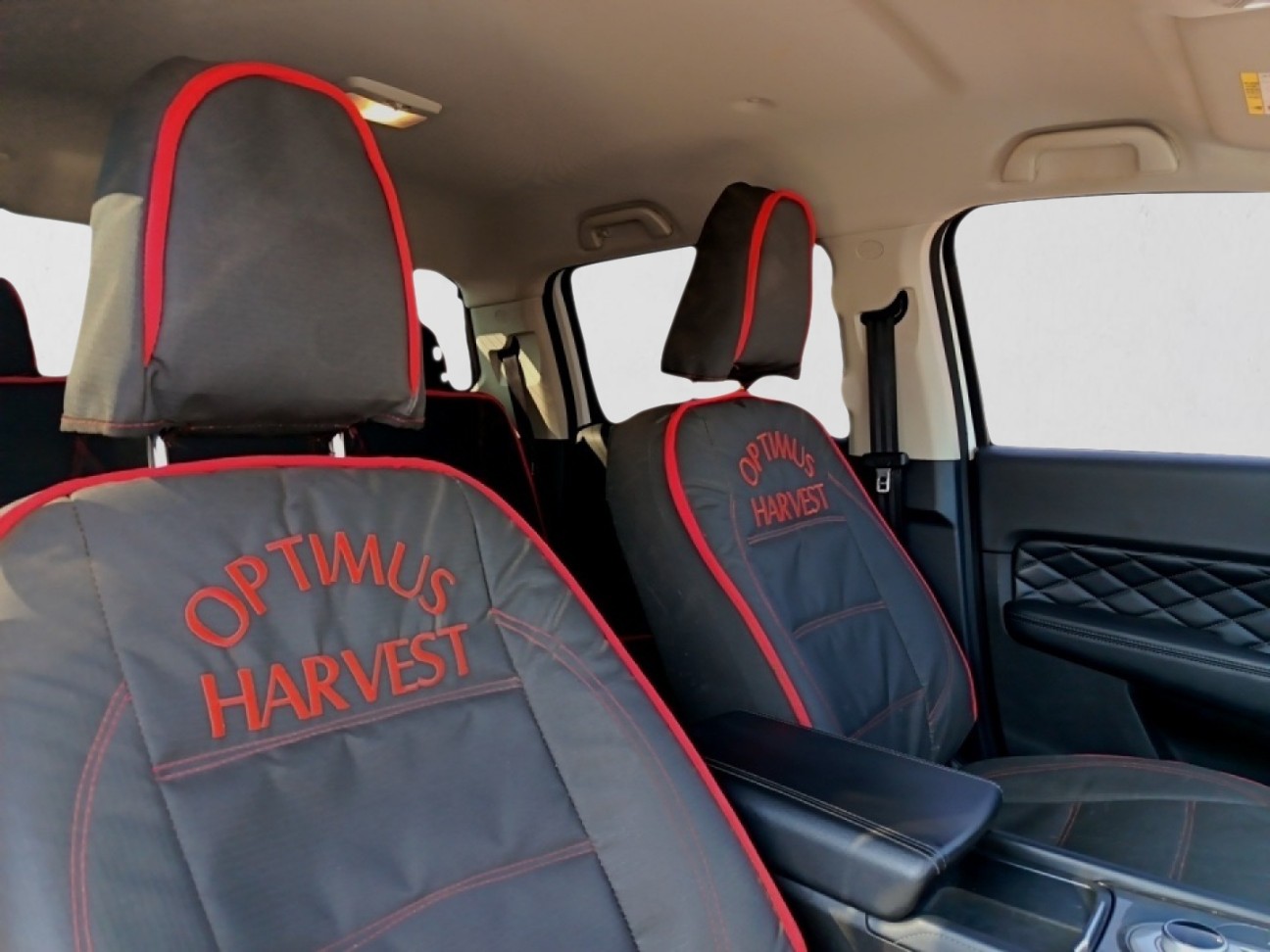 2023 GWM P-SERIES P-Series 2.0TD LTD 4X4 A/T D/C P/U interior image 1 of 6