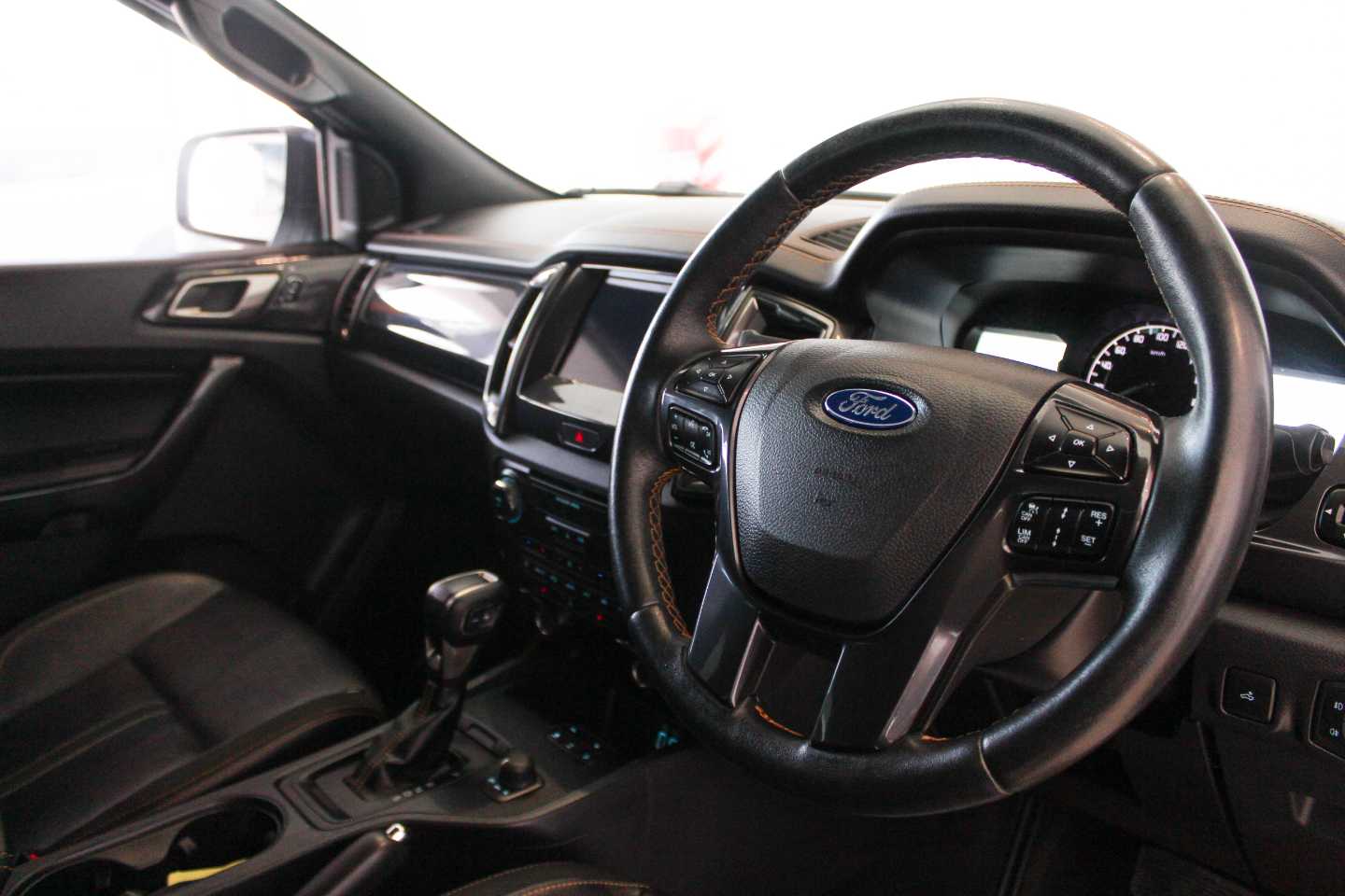 2021 FORD RANGER RANGER 2.0D BI-TURBO WILDTRAK 4X4 A/T P/U D/C interior image 1 of 6