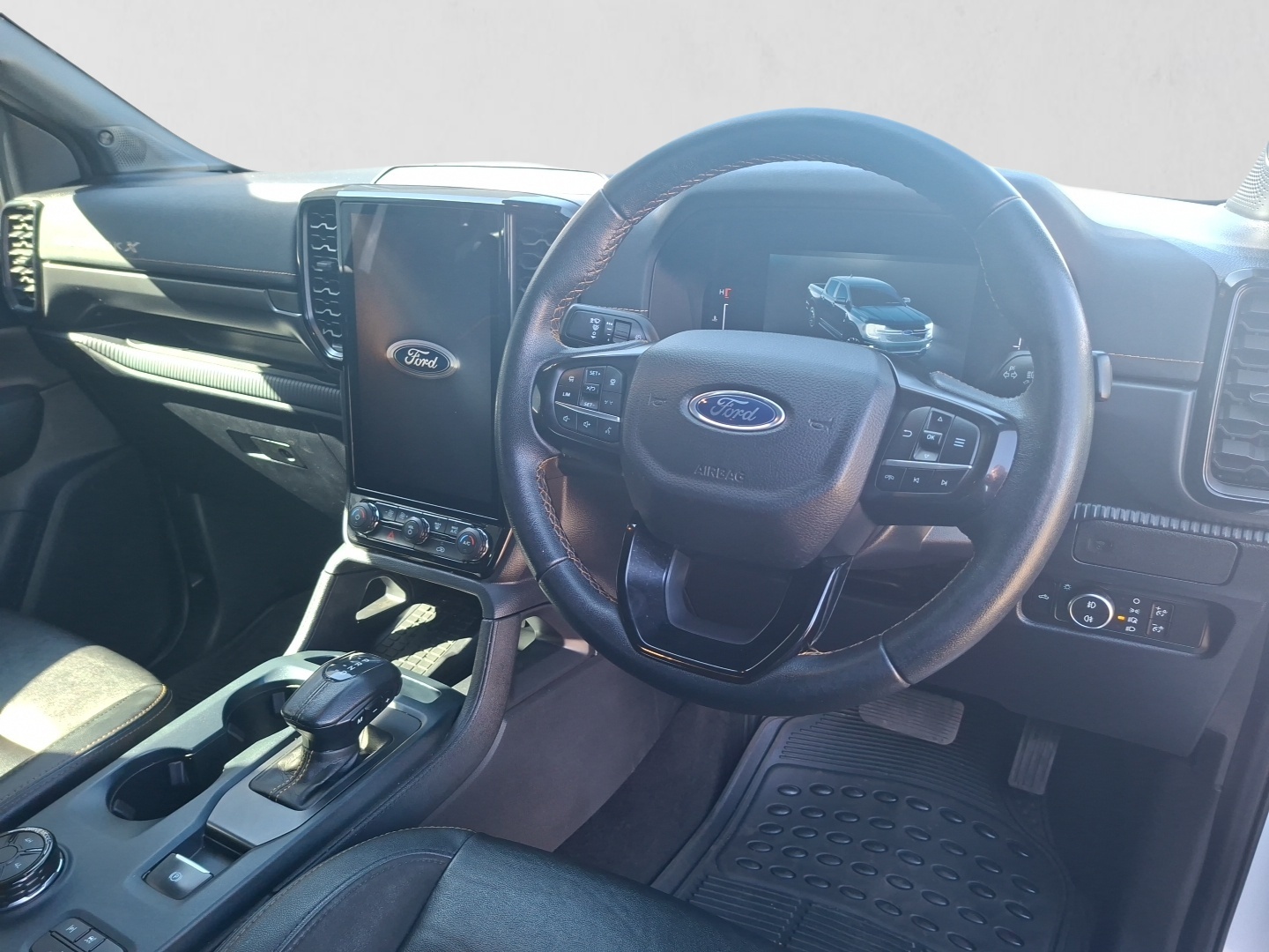 2023 FORD RANGER RANGER 2.0D BI-TURBO WILDTRAK X AWD A/T D/C P/U interior image 1 of 7
