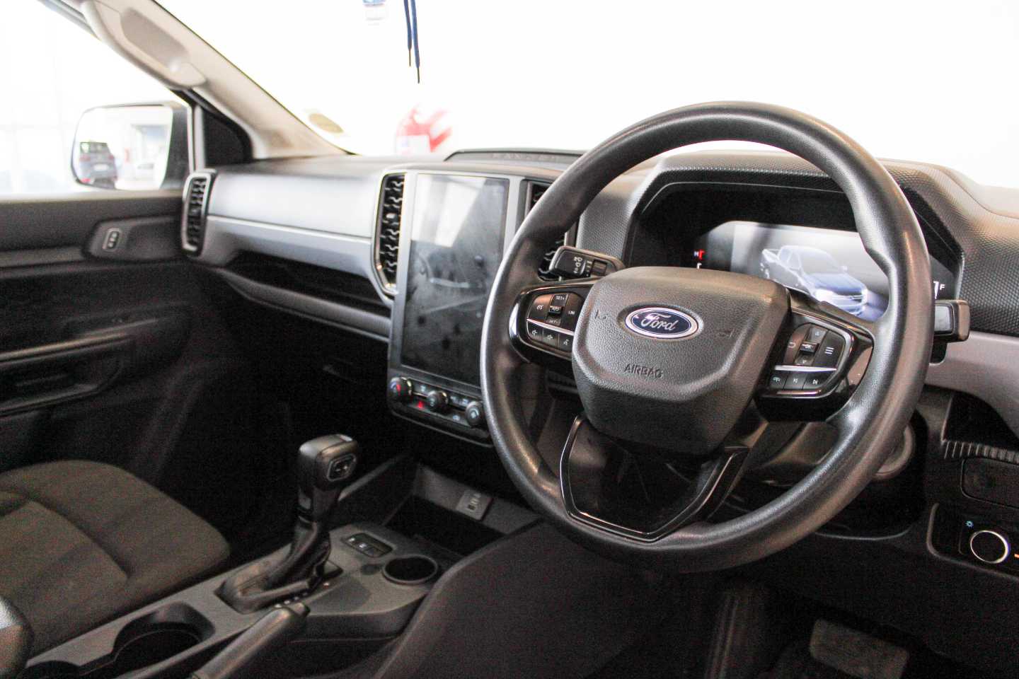 2026 FORD RANGER RANGER 2.0D XL HR A/T S/C P/U interior image 1 of 4