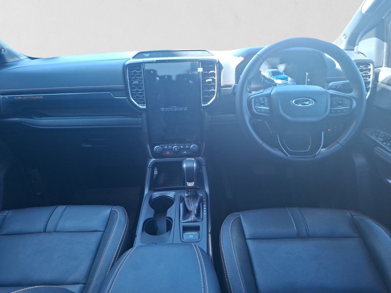 2026 FORD RANGER RANGER 2.0D BI-TURBO WILDTRAK 4X4 A/T D/C P/U interior image 1 of 7