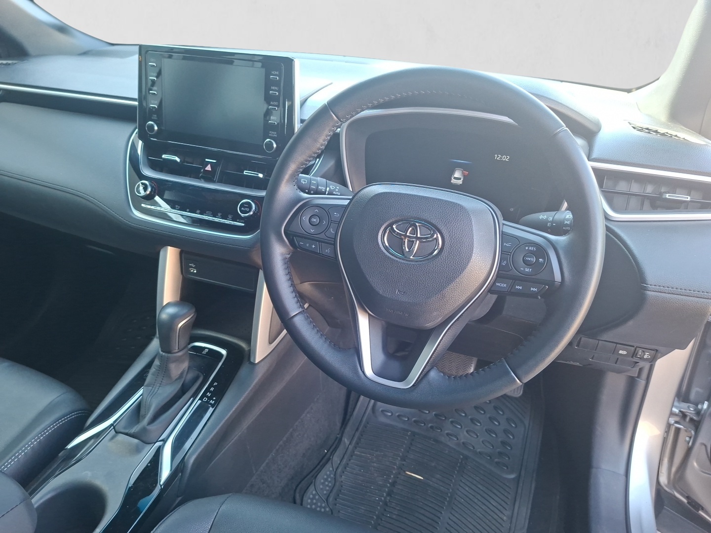 2024 TOYOTA COROLLA CROSS Corolla 1.8 XR CVT (P03) interior image 1 of 6