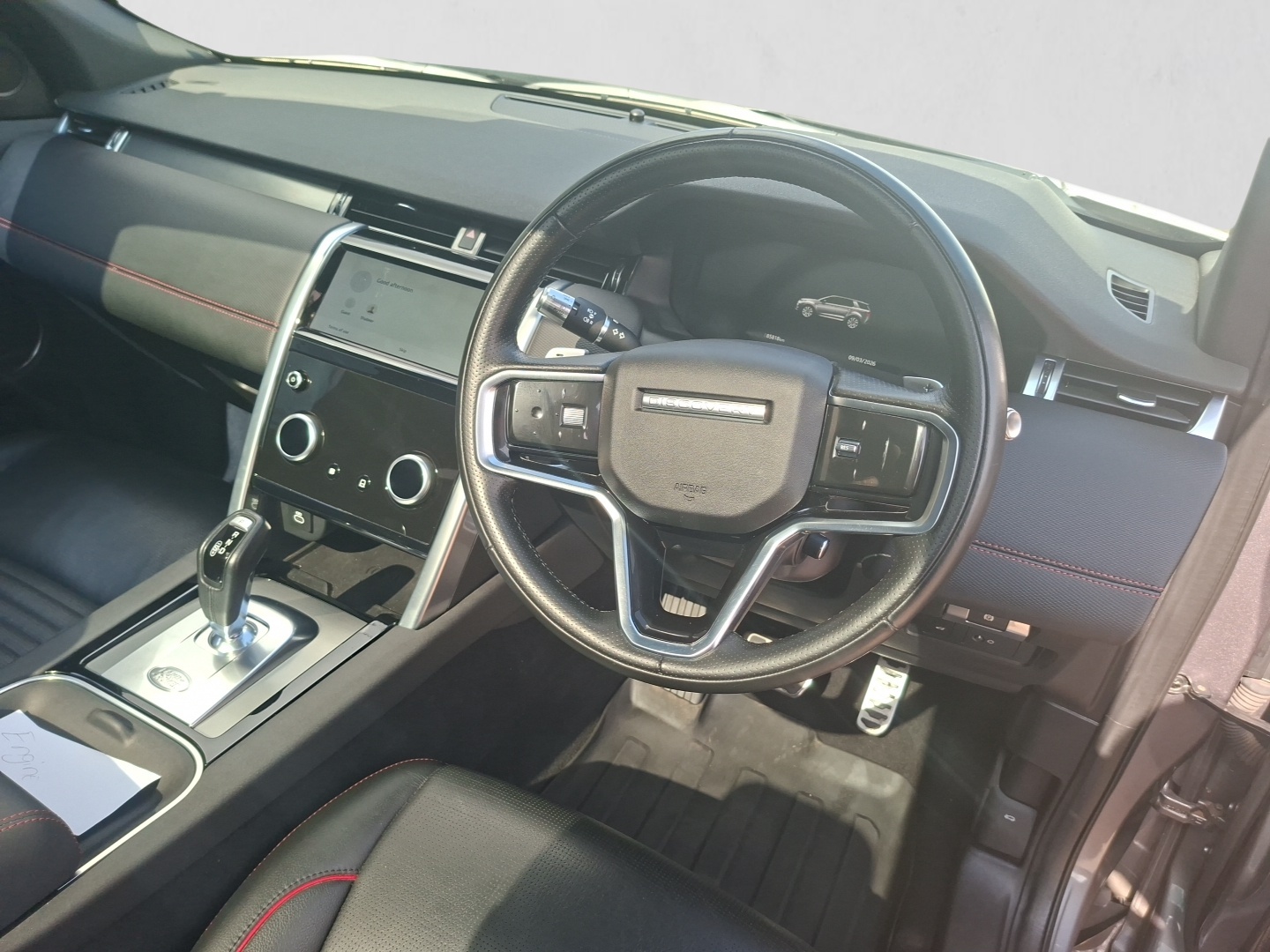 2022 LAND ROVER DISCOVERY SPORT DISCOVERY SPORT 2.0D SE R-DYNAMIC (D200) interior image 1 of 6