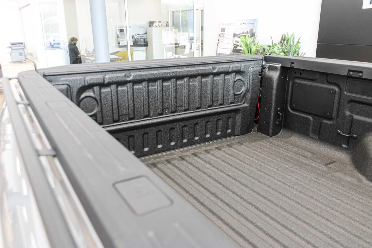 2025 FORD RANGER RANGER 2.0D XL A/T D/C P/U interior image 1 of 5