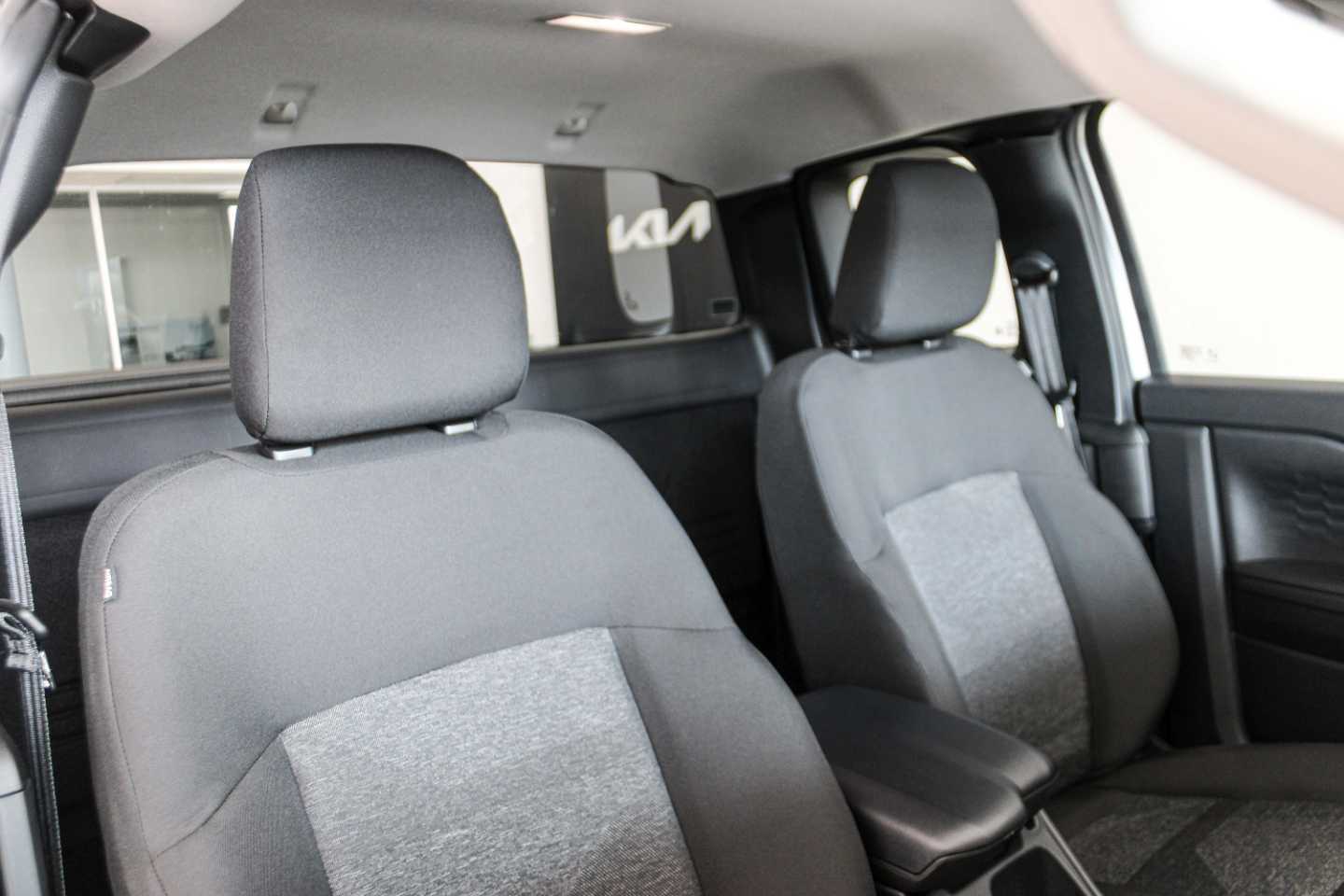 2026 FORD RANGER RANGER 2.0D XL HR 4X4 A/T SUPER CAB P/U interior image 1 of 4