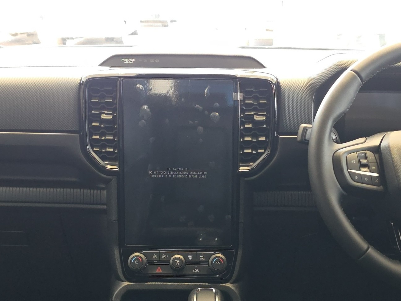 2026 FORD RANGER RANGER 2.0D BI-TURBO TREMOR 4X4 A/T D/C P/U interior image 1 of 8