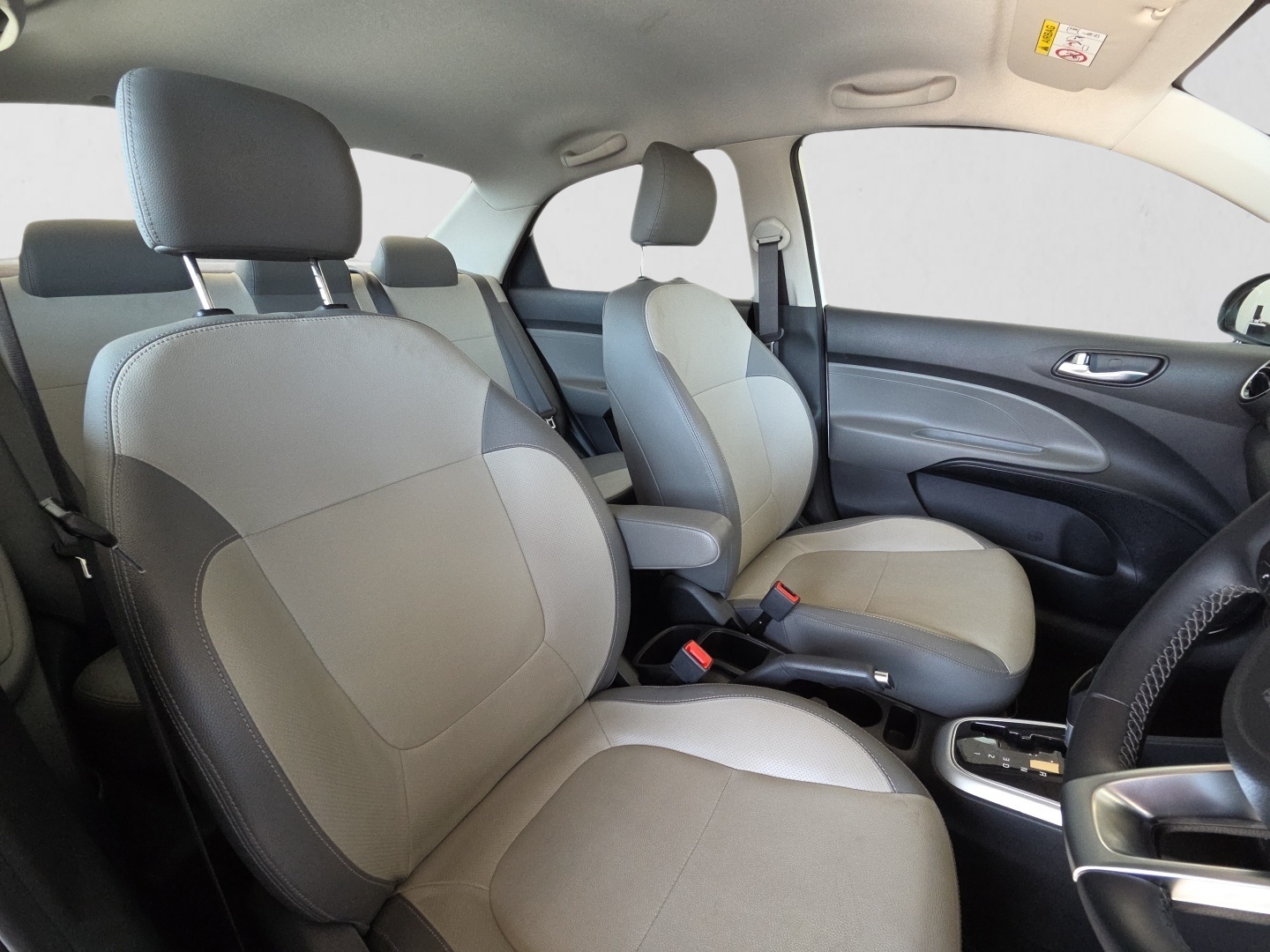 2024 KIA PEGAS PEGAS 1.4 EX A/T interior image 1 of 5