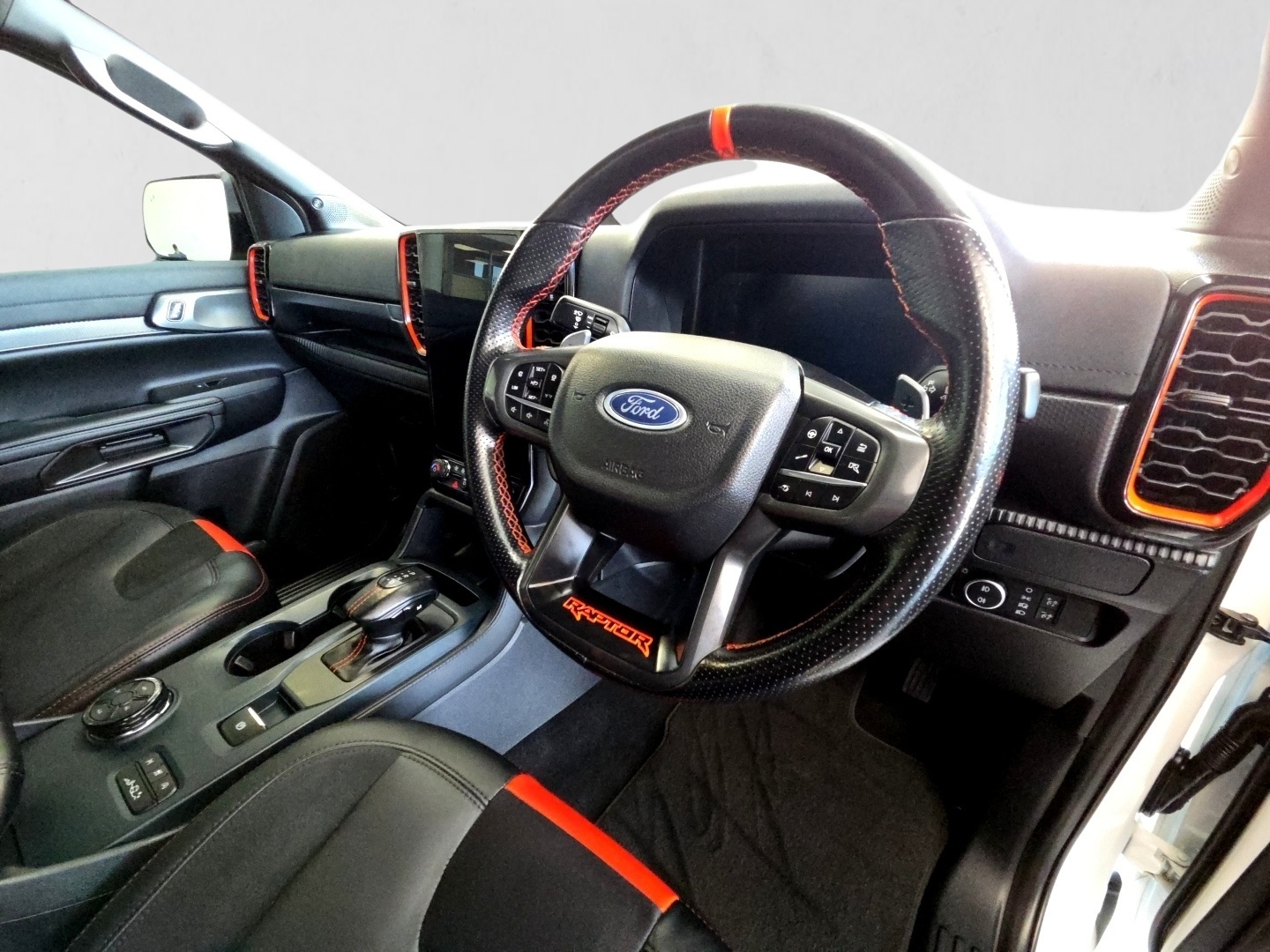 2023 FORD RANGER RANGER 3.0 V6 BI TURBO ECOBOOST RAPTOR 4X4 A/T interior image 1 of 8