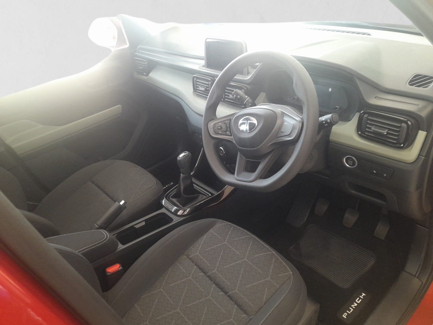 2026 TATA PUNCH PUNCH 1.2 ADVENTURE +S interior image 1 of 7