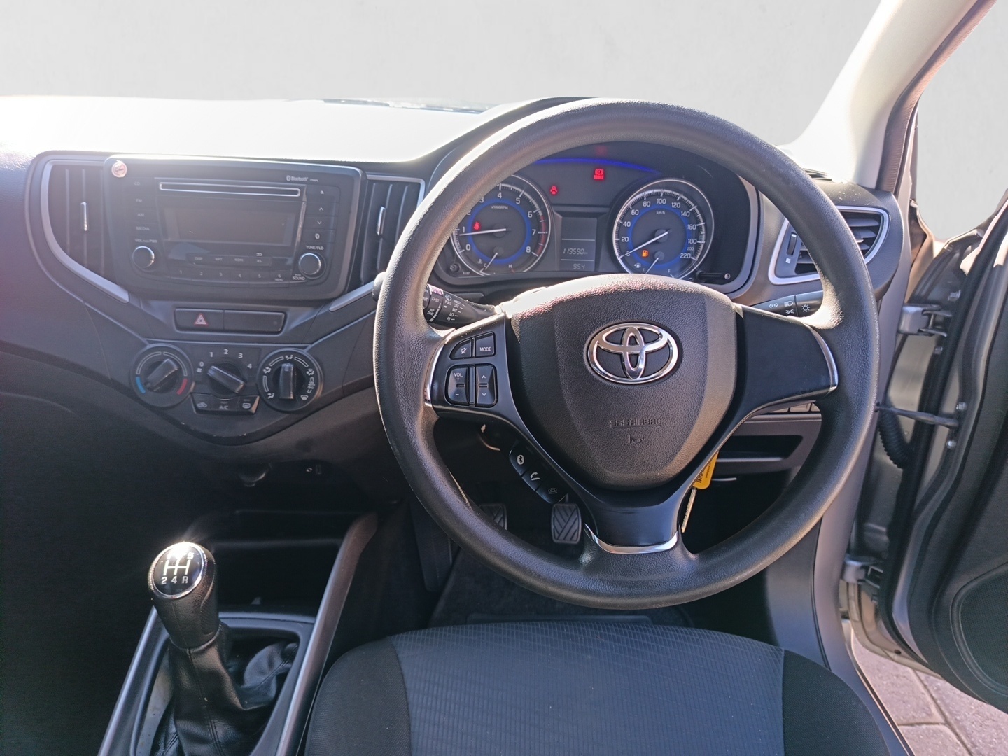 2021 TOYOTA STARLET STARLET 1.4 XR interior image 1 of 6