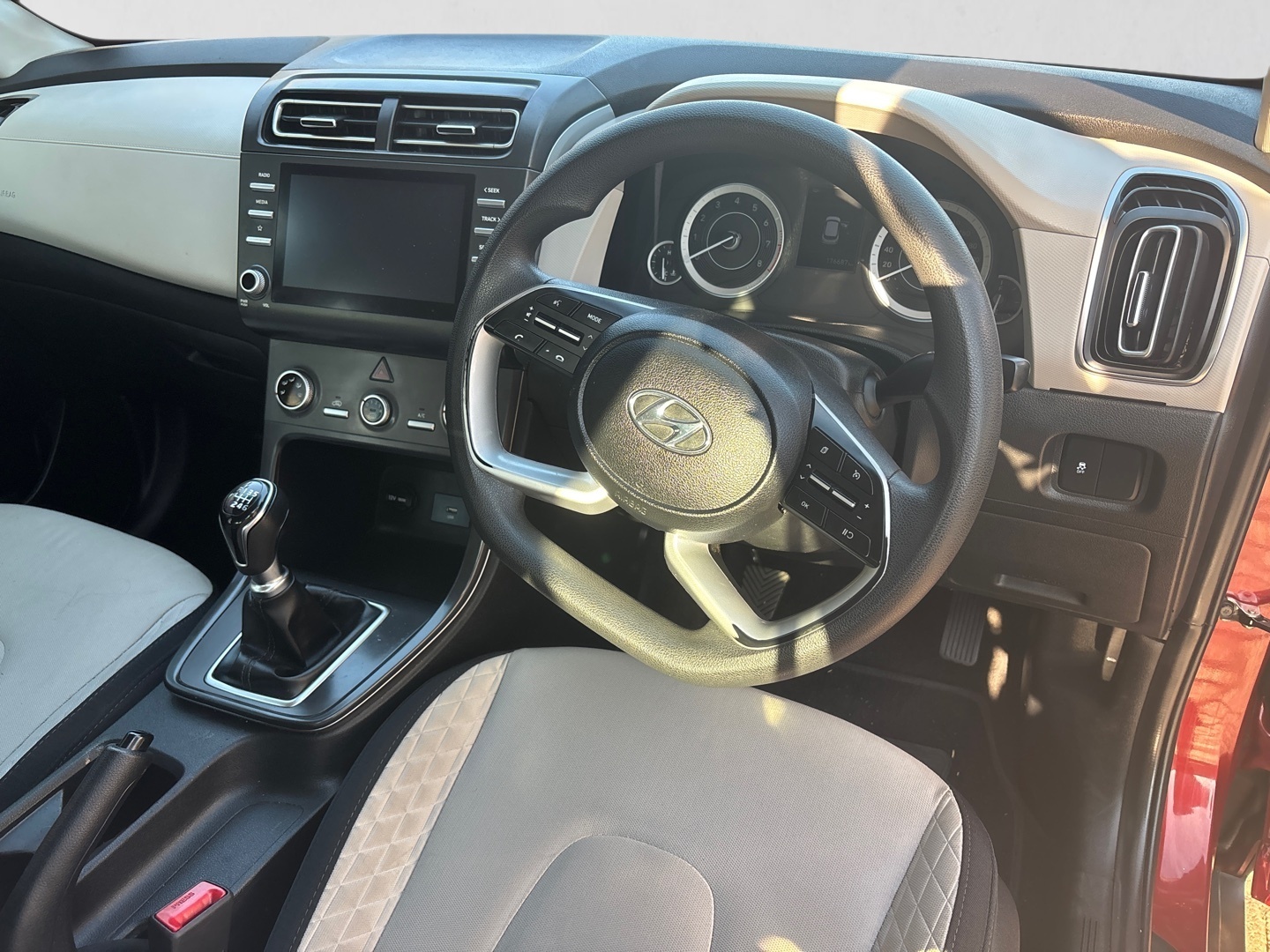 2021 HYUNDAI CRETA CRETA 1.5 PREMIUM interior image 1 of 7