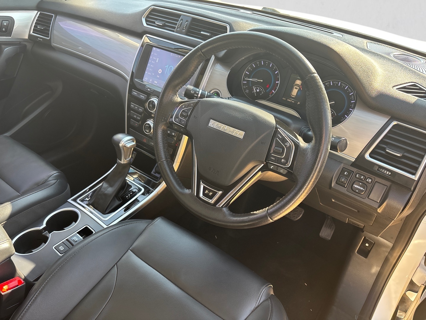 2021 HAVAL H2 H2 1.5T LUXURY A/T interior image 1 of 7