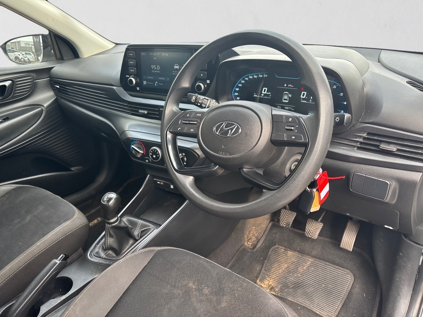 2023 HYUNDAI i20 i20 1.0 TGDI FLUID interior image 1 of 6