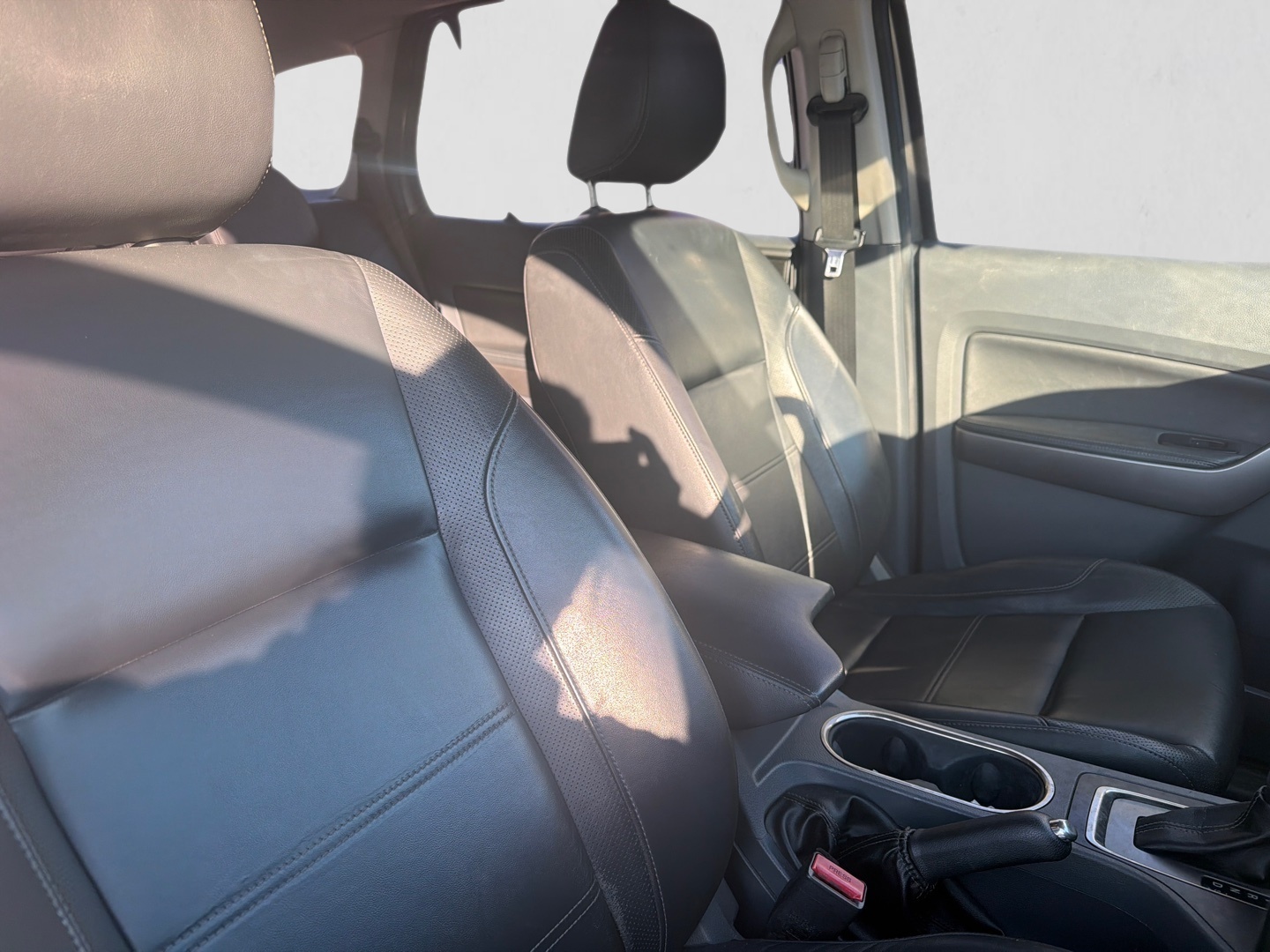 2017 FORD EVEREST EVEREST 2.2 TDCi XLT A/T interior image 1 of 4