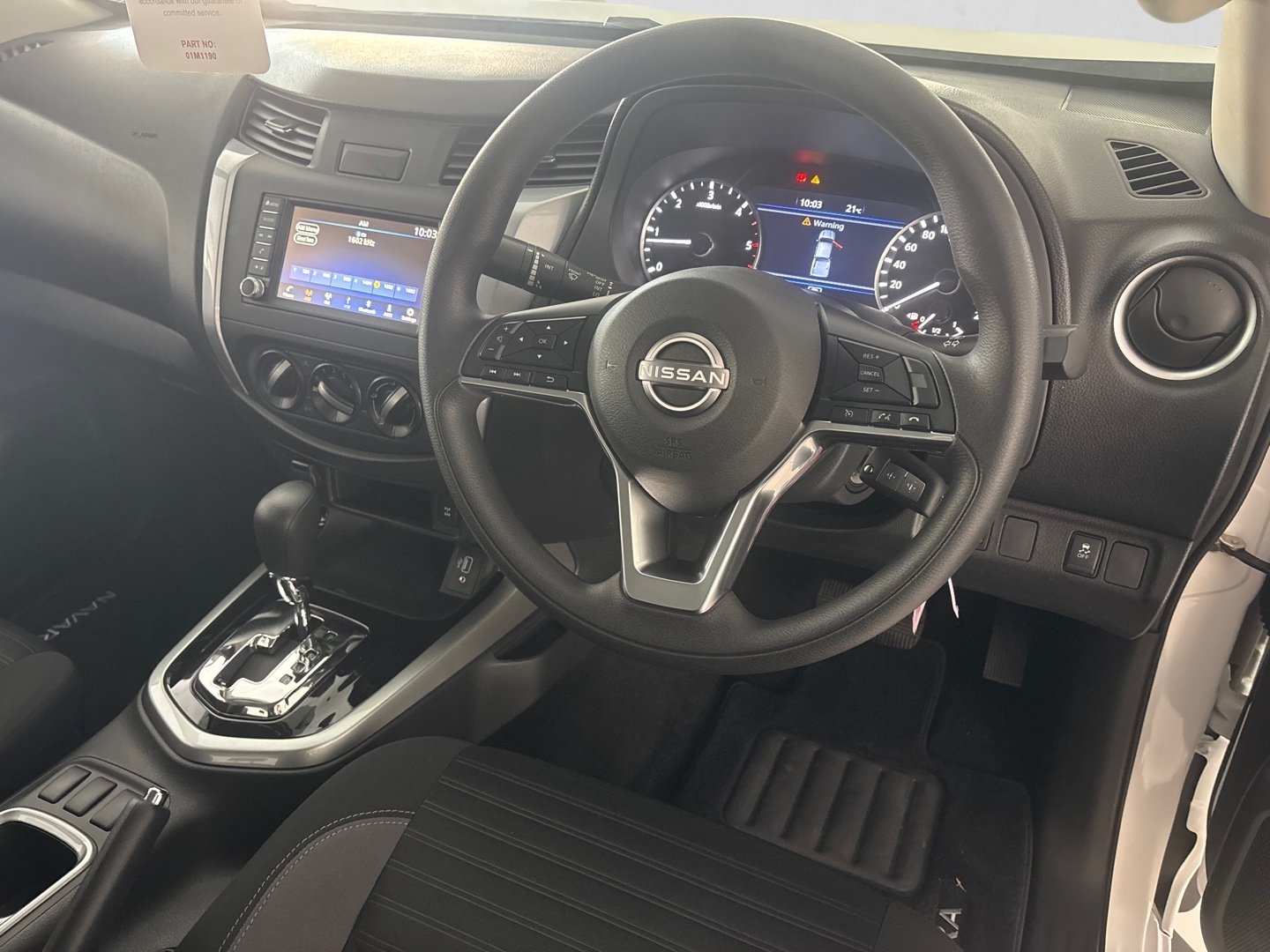 2026 NISSAN NAVARA NAVARA 2.5DDTI SE PLUS A/T D/C P/U interior image 1 of 7