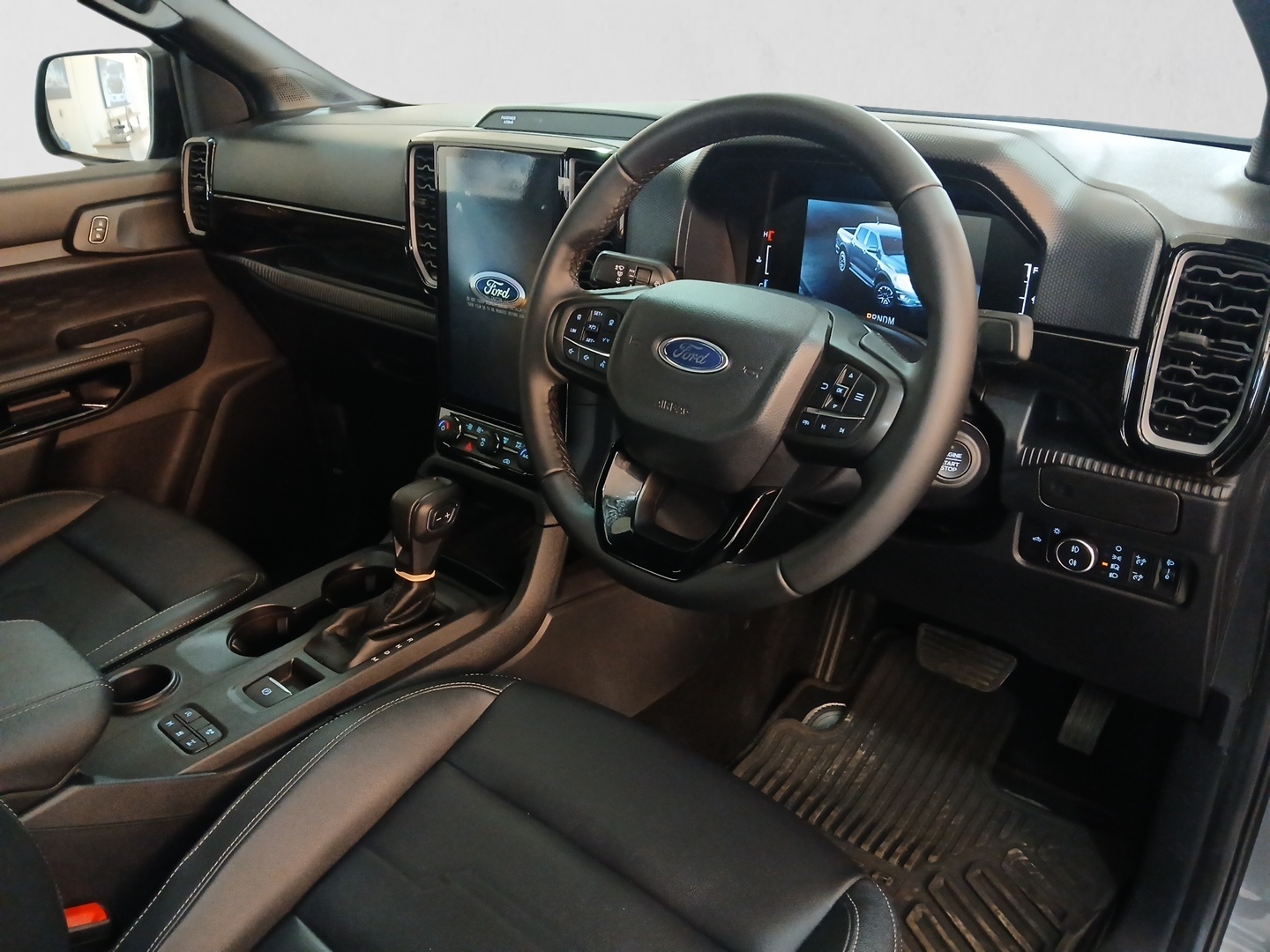 2026 FORD RANGER RANGER 2.3 SPORT A/T SUPER CAB P/U interior image 1 of 6