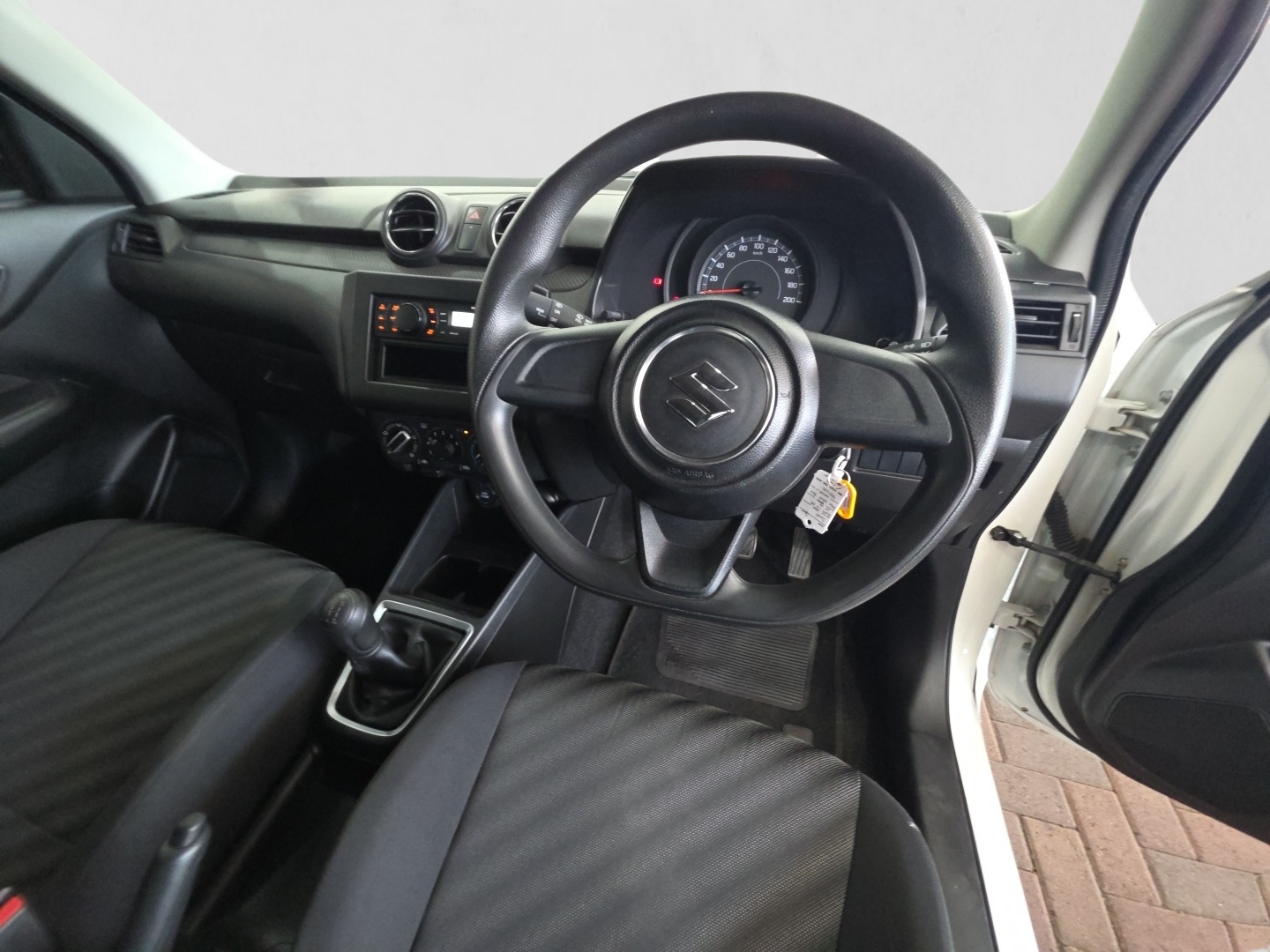 2022 SUZUKI SWIFT SWIFT 1.2 GA interior image 1 of 8