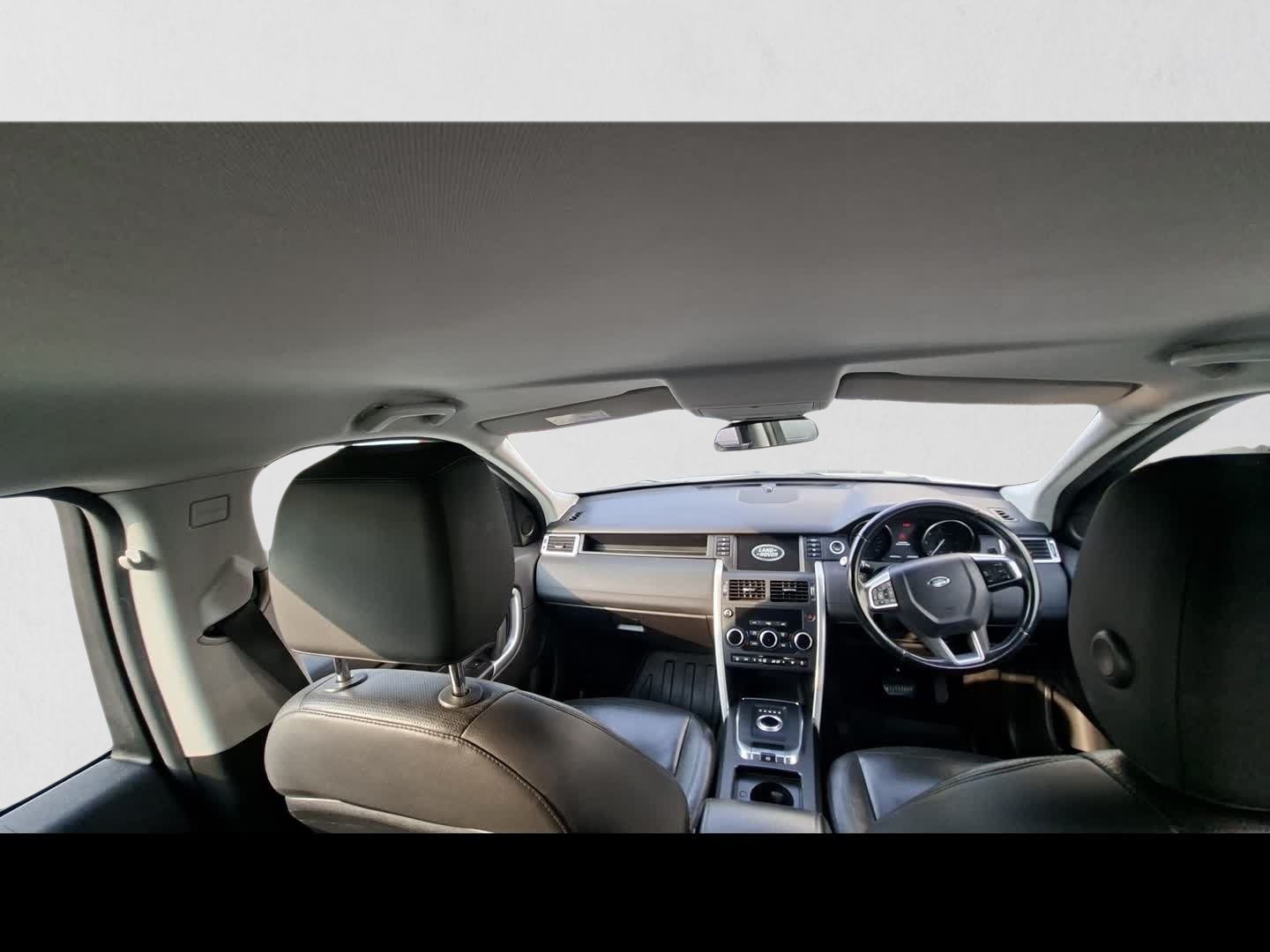 2019 LAND ROVER DISCOVERY SPORT DISCOVERY SPORT 2.0D S (D180) interior image 1 of 1