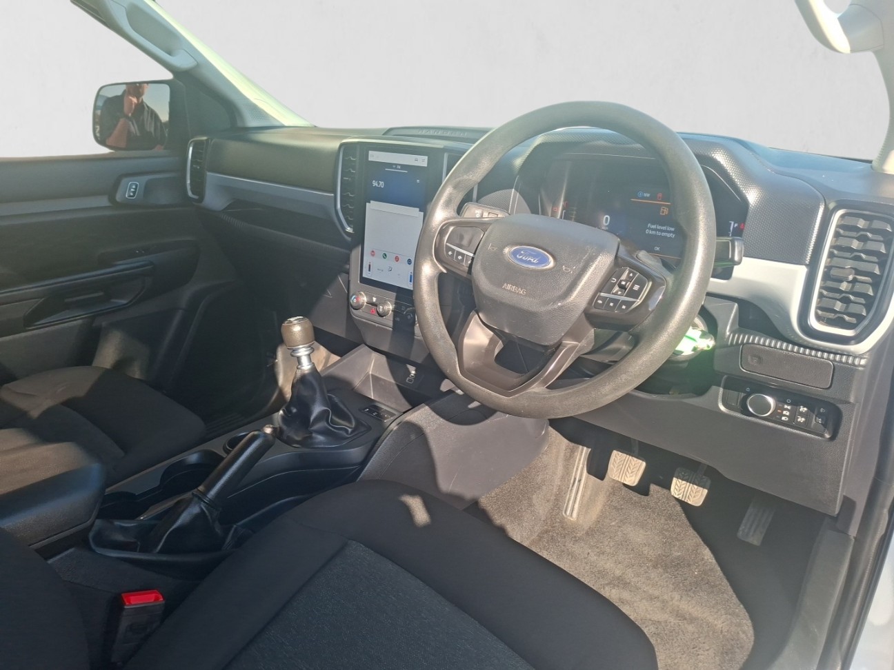 2024 FORD RANGER RANGER 2.0D XL HR S/C P/U interior image 1 of 4
