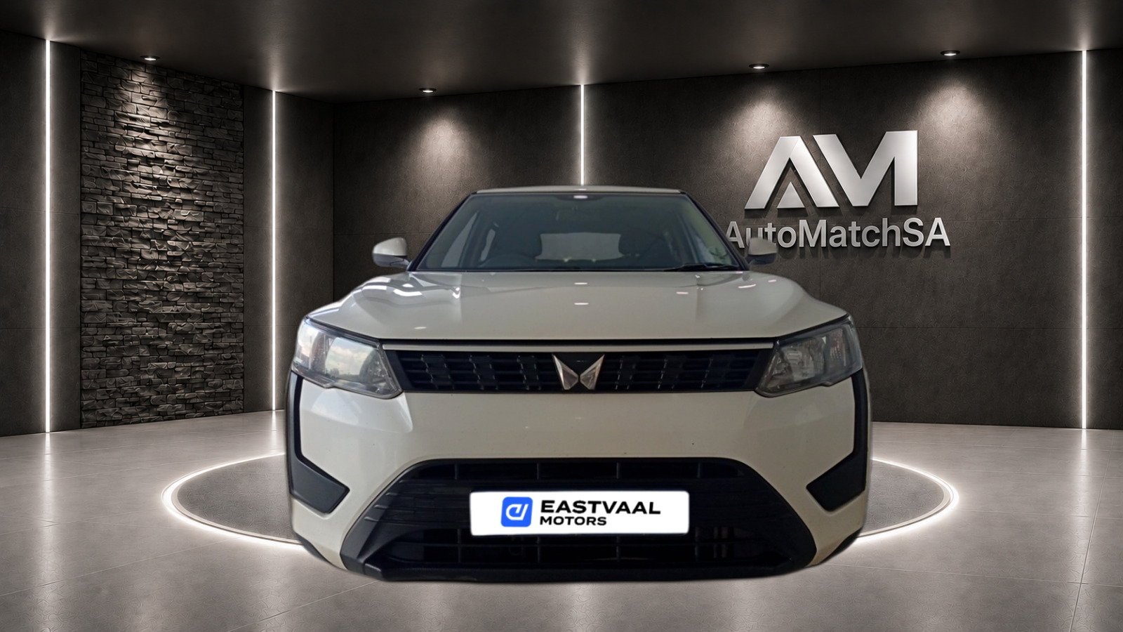 2024 MAHINDRA XUV300 XUV300 1.2T (W4) P/V